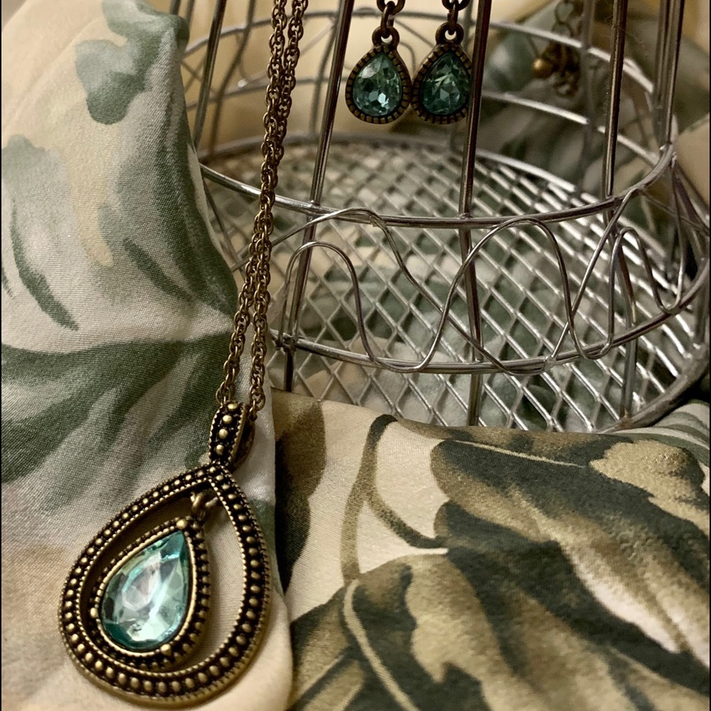 Turquoise Pear Drop Set